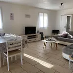 Beautiful With Private Pool In Gard 别墅 *