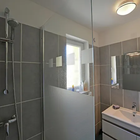 Beautiful With Private Pool In Gard 别墅 *