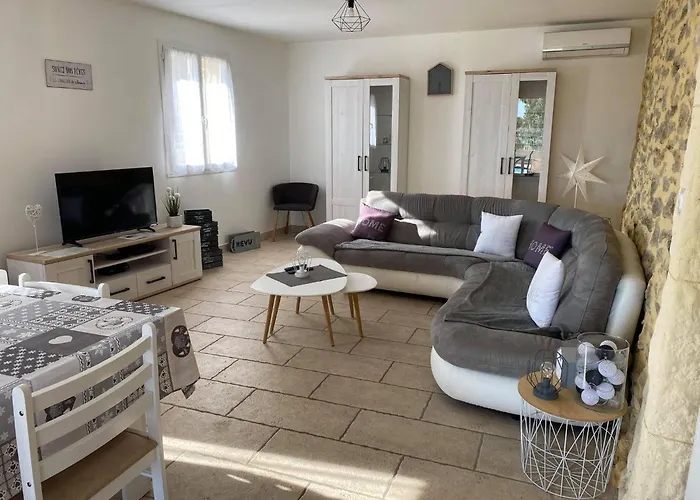 Вилла Beautiful With Private Pool In Gard